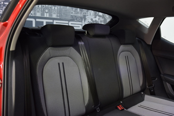 32 -  Seat Leon d'occasion disponible chez JB MOTORS NANTES - .JPG