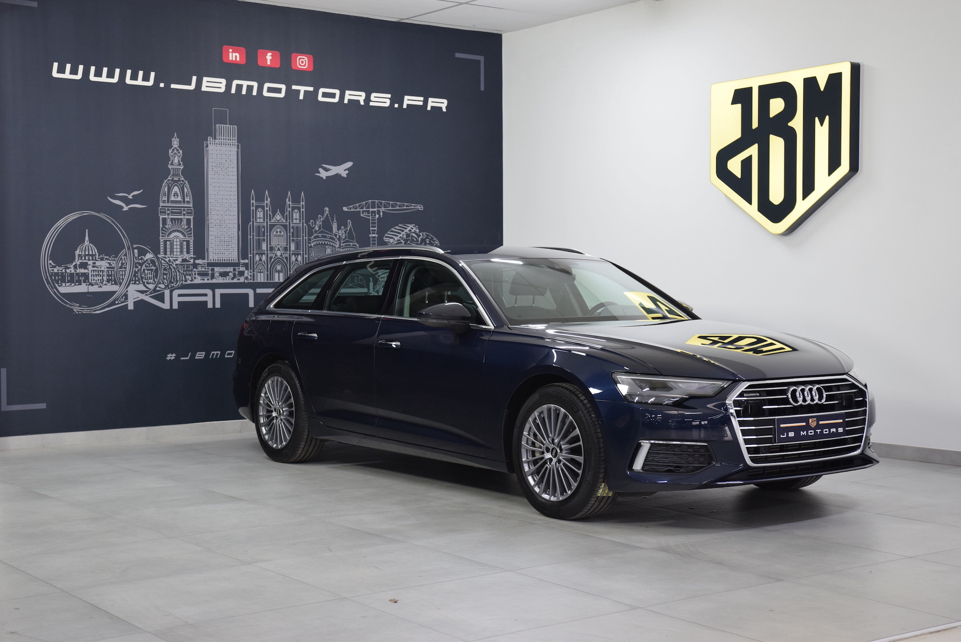 AUDI-A6 AVANT