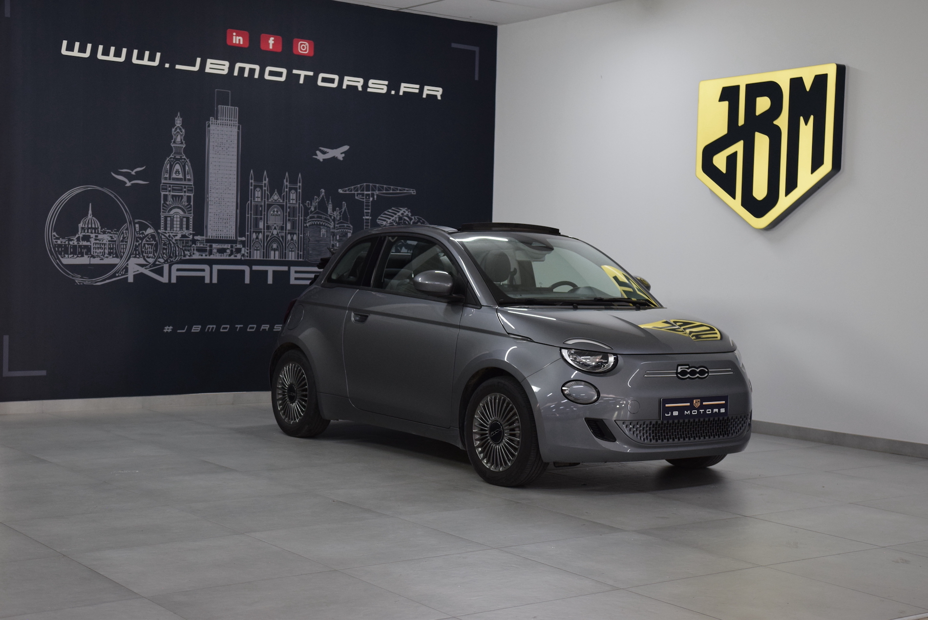 FIAT-500e CABRIOLET MY22 SERIE 1 STEP 1