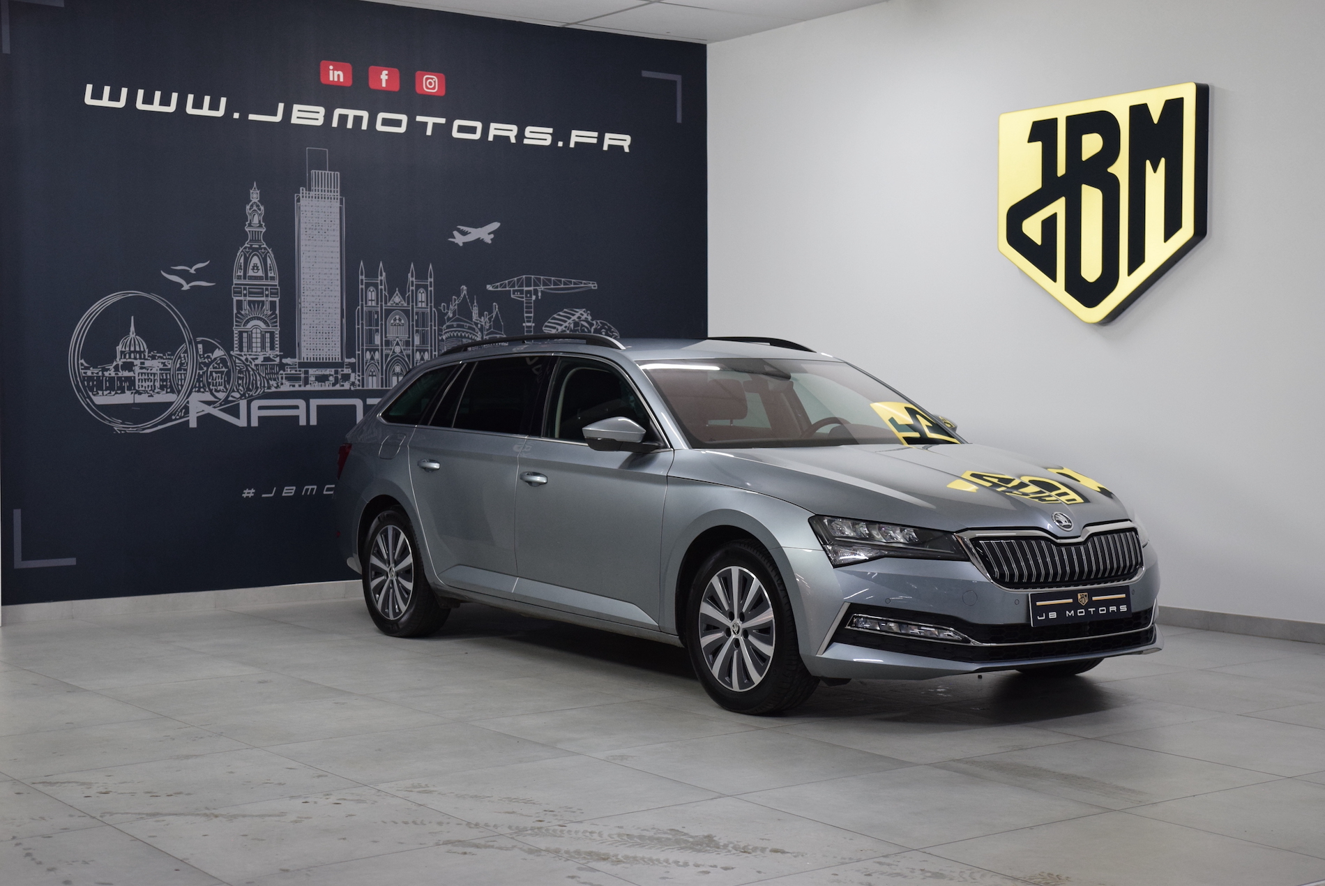 SKODA-SUPERB COMBI