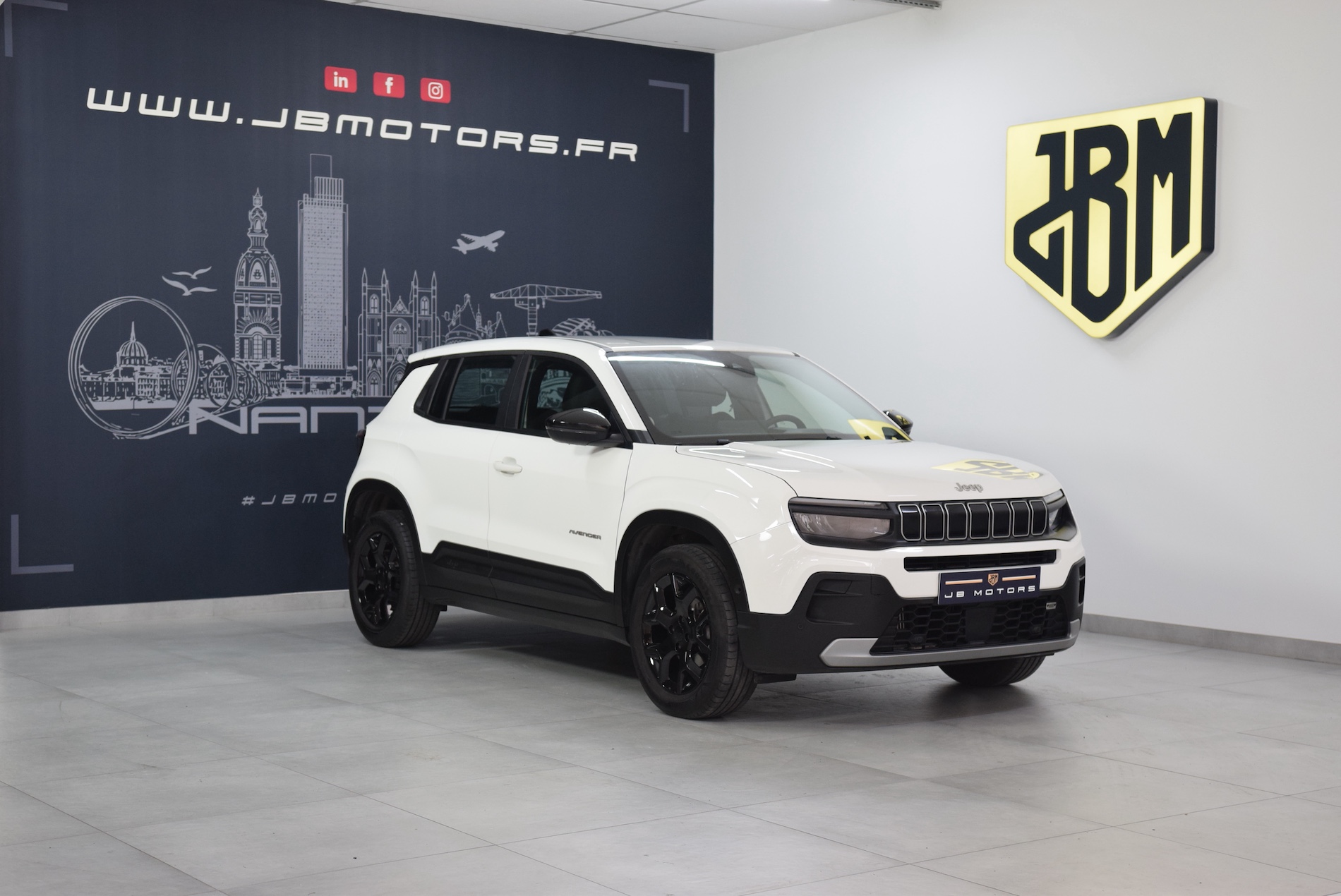 JEEP-AVENGER
