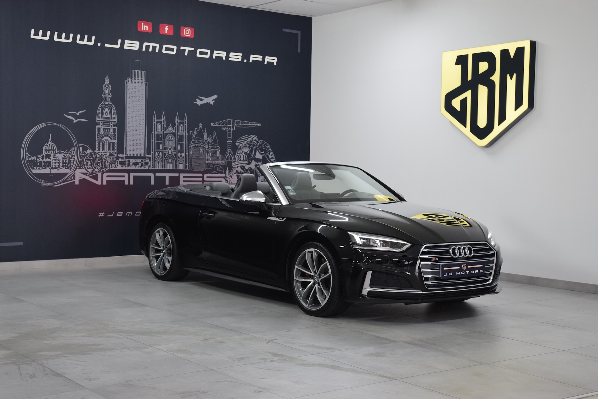 AUDI-S5 CABRIOLET