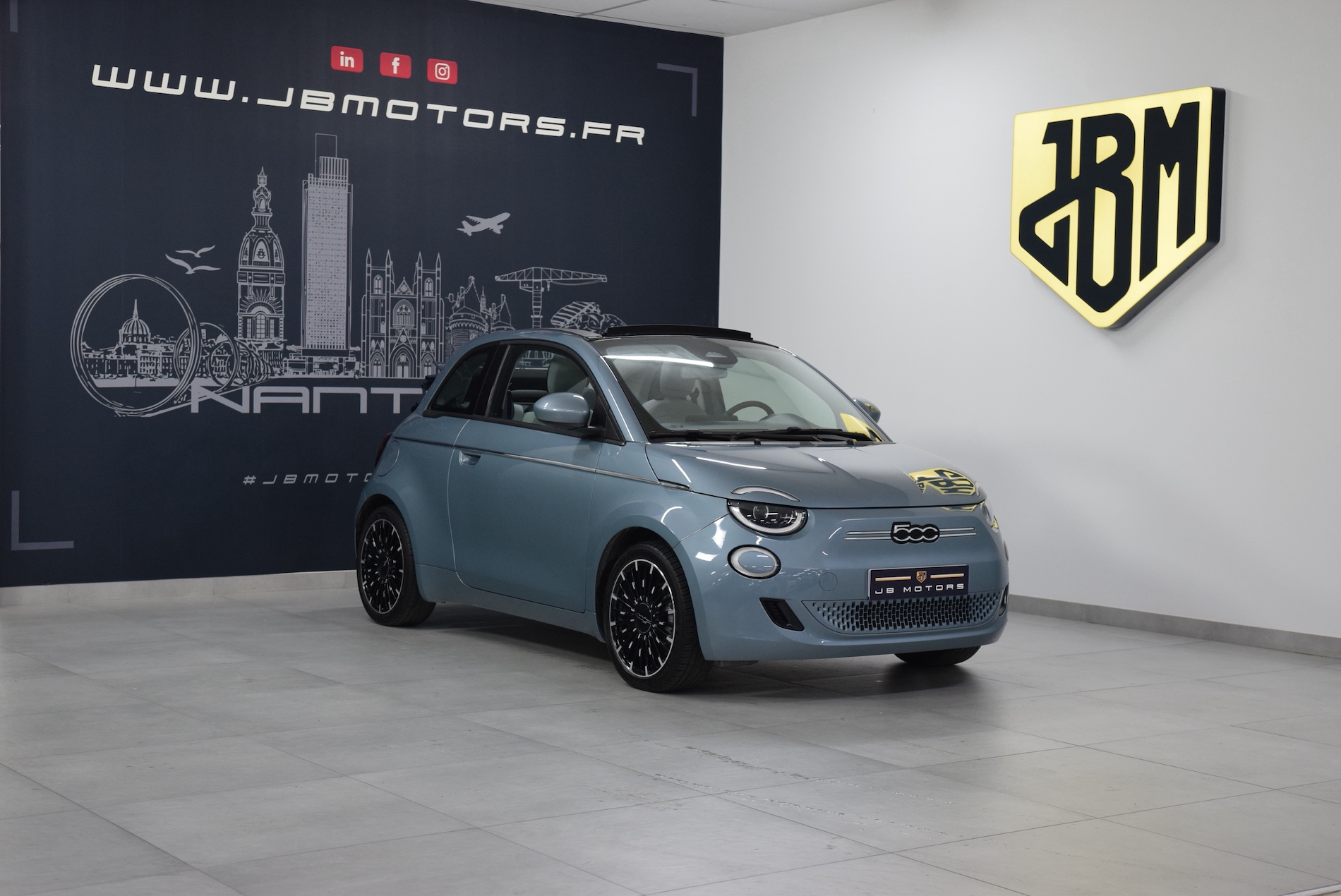 FIAT-500e CABRIOLET