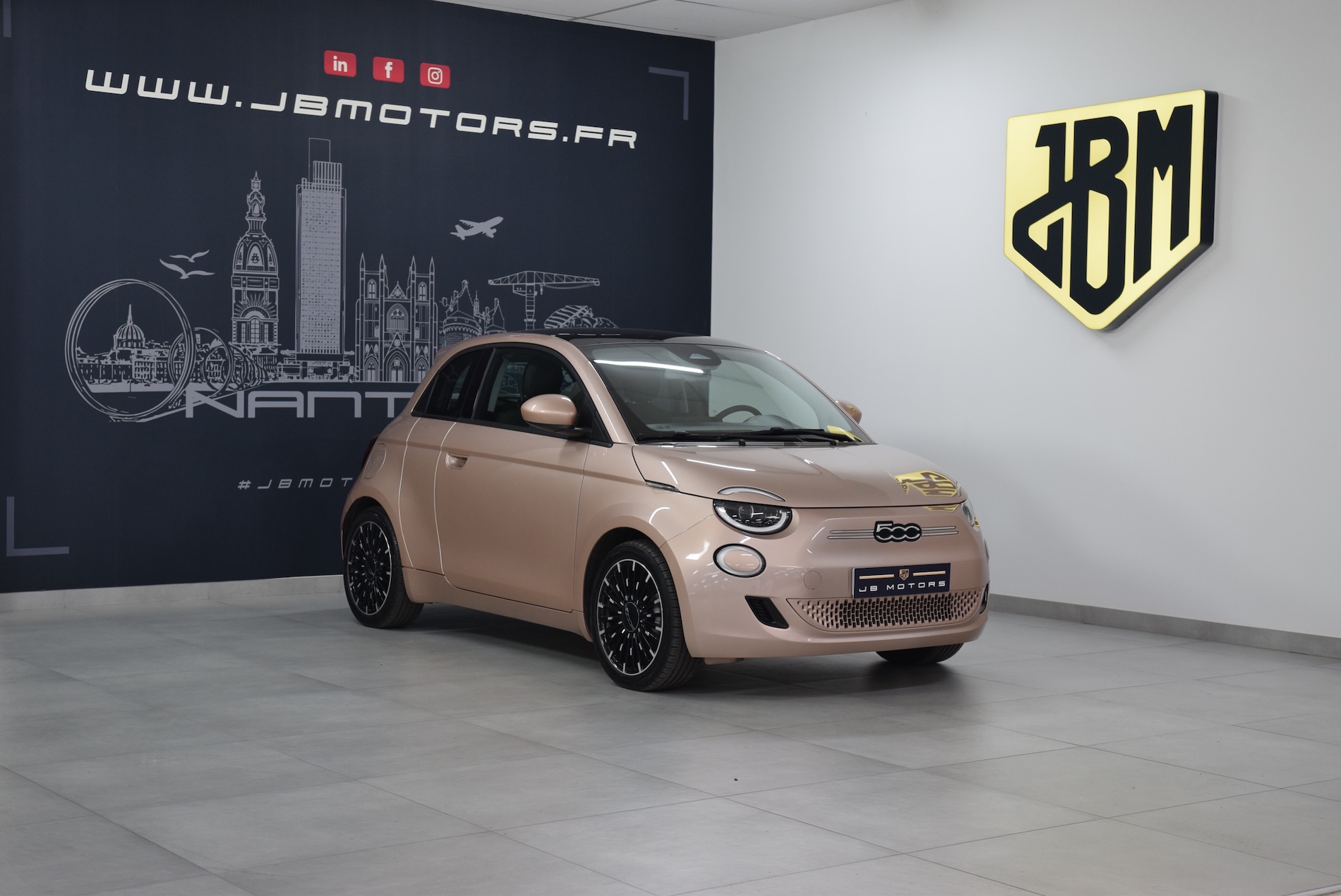 FIAT-500e 3+1 MY22 SERIE 1 STEP 1