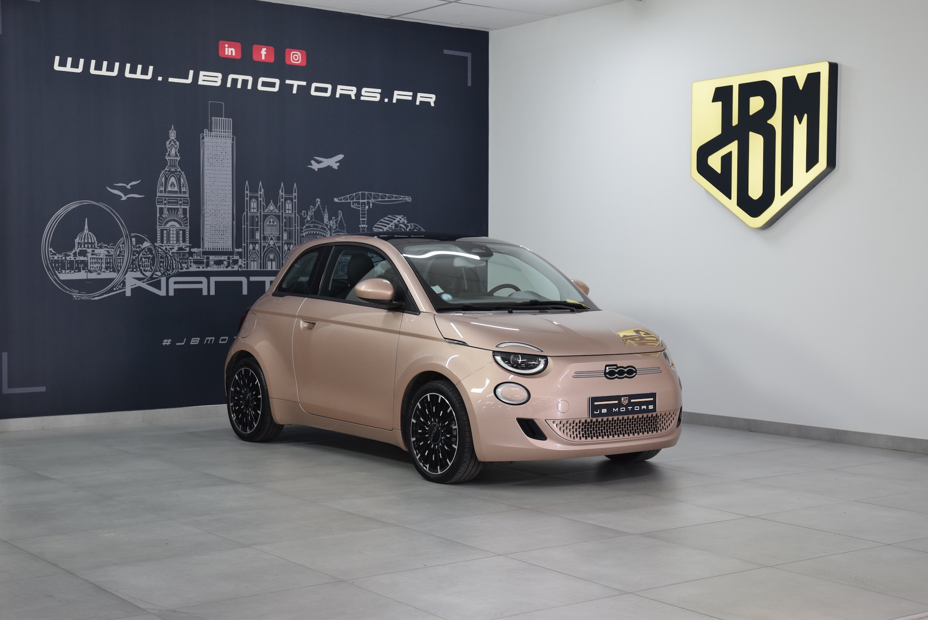 FIAT-500e BERLINE MY22 SERIE 1 STEP 1