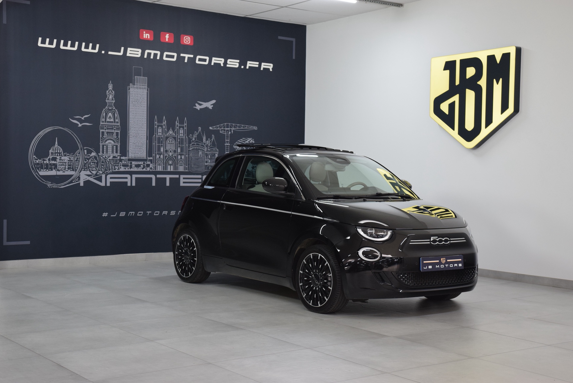 FIAT-500e BERLINE MY22 SERIE 1 STEP 1
