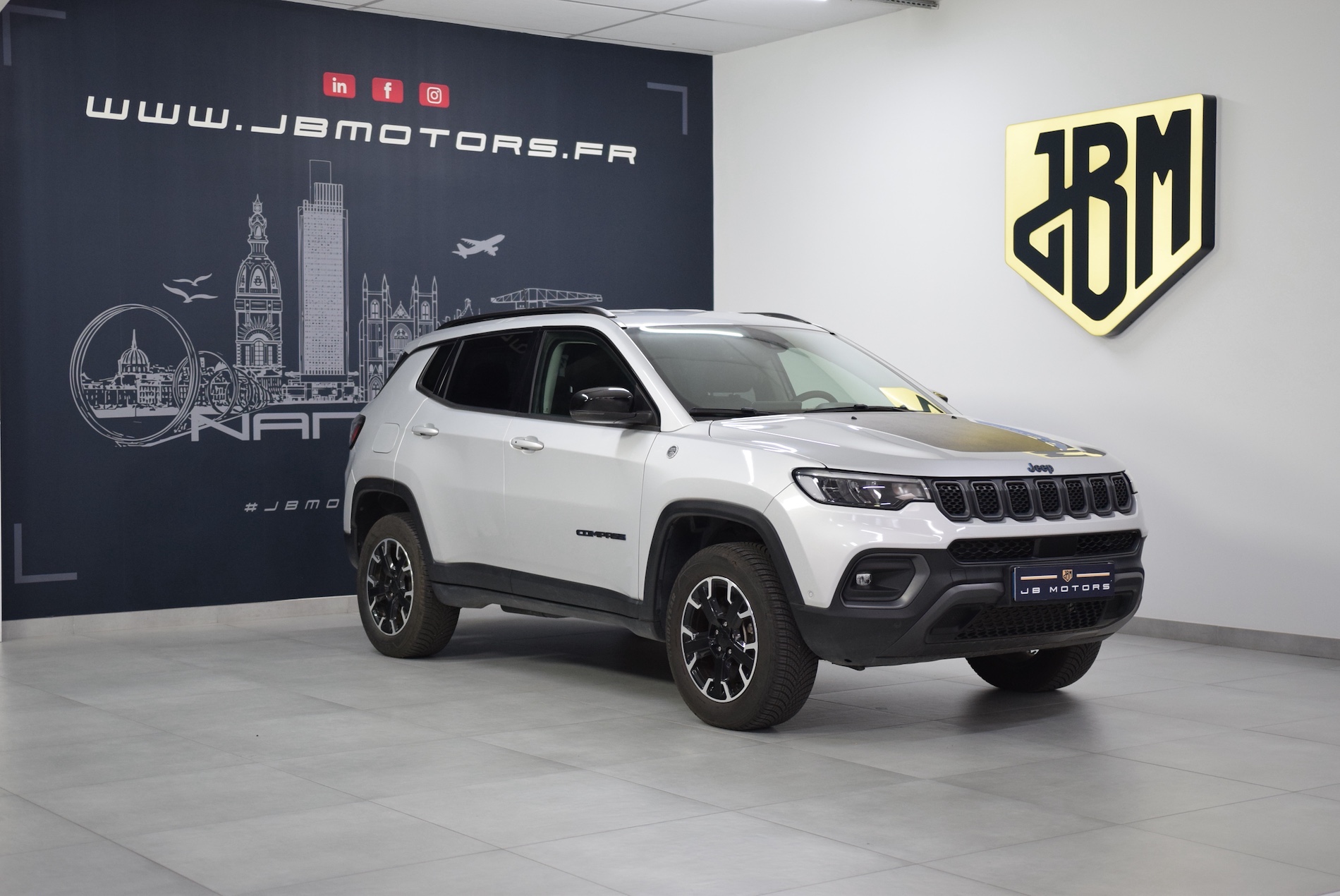 JEEP-COMPASS