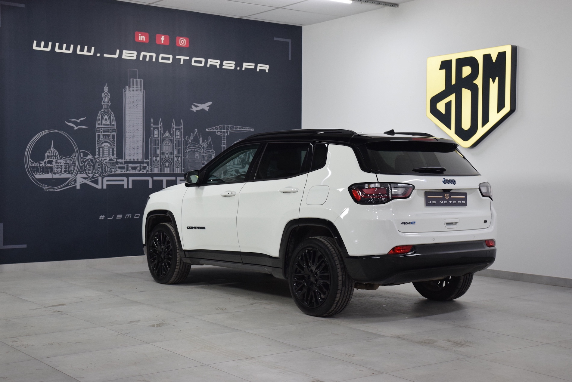 JEEP-COMPASS