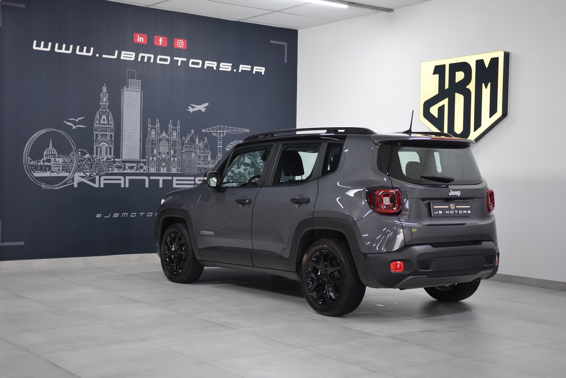 JEEP-RENEGADE