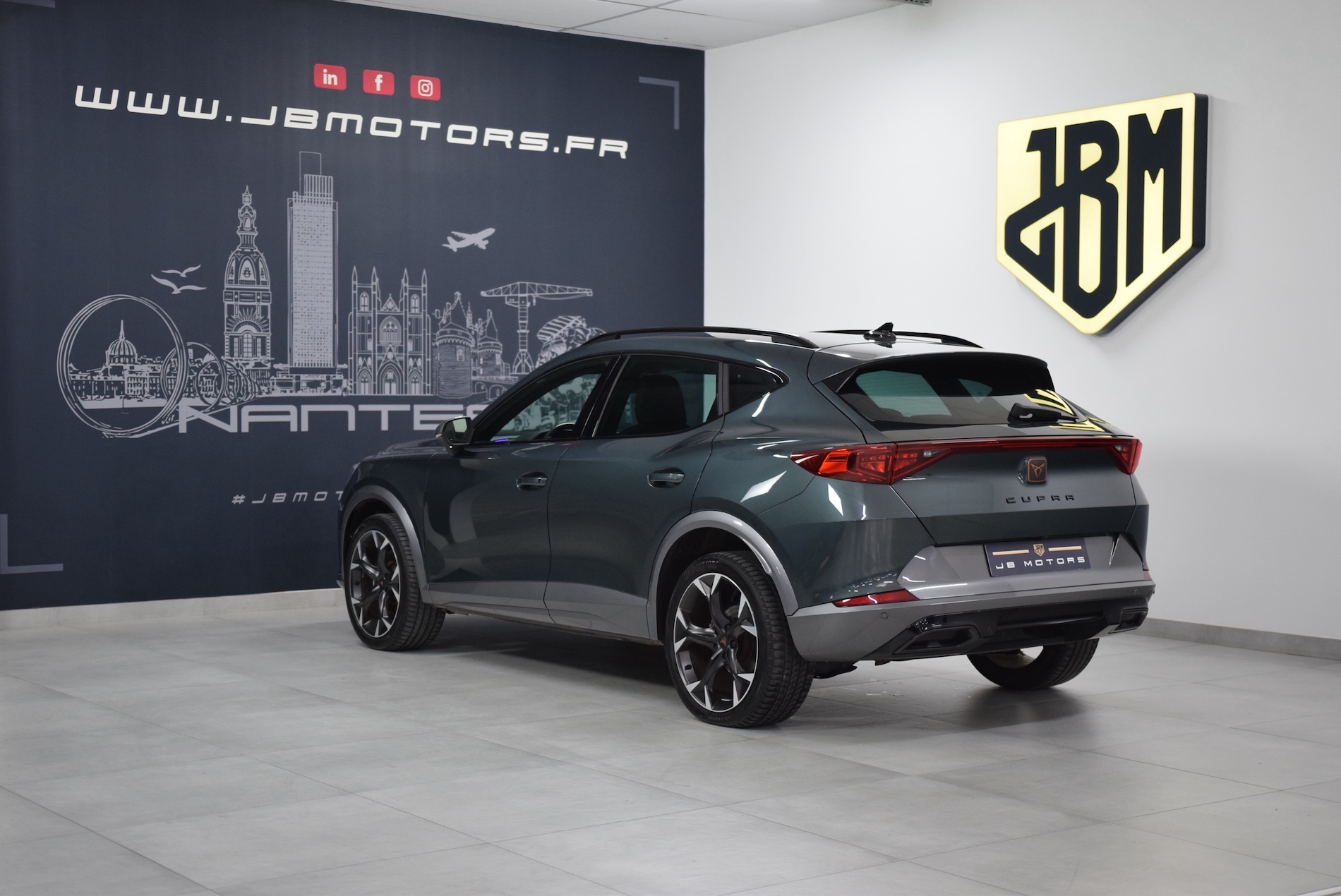 CUPRA-FORMENTOR