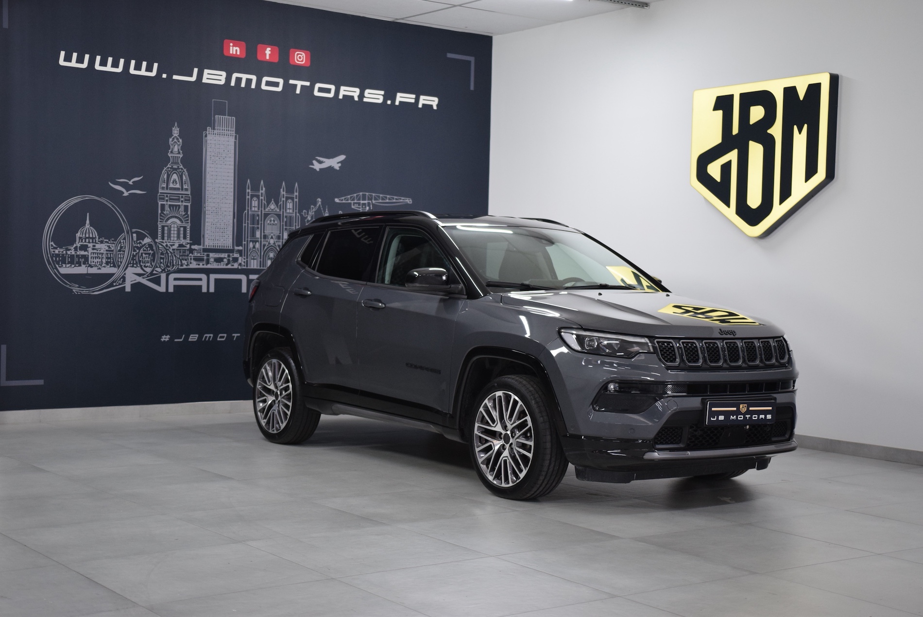 JEEP-COMPASS