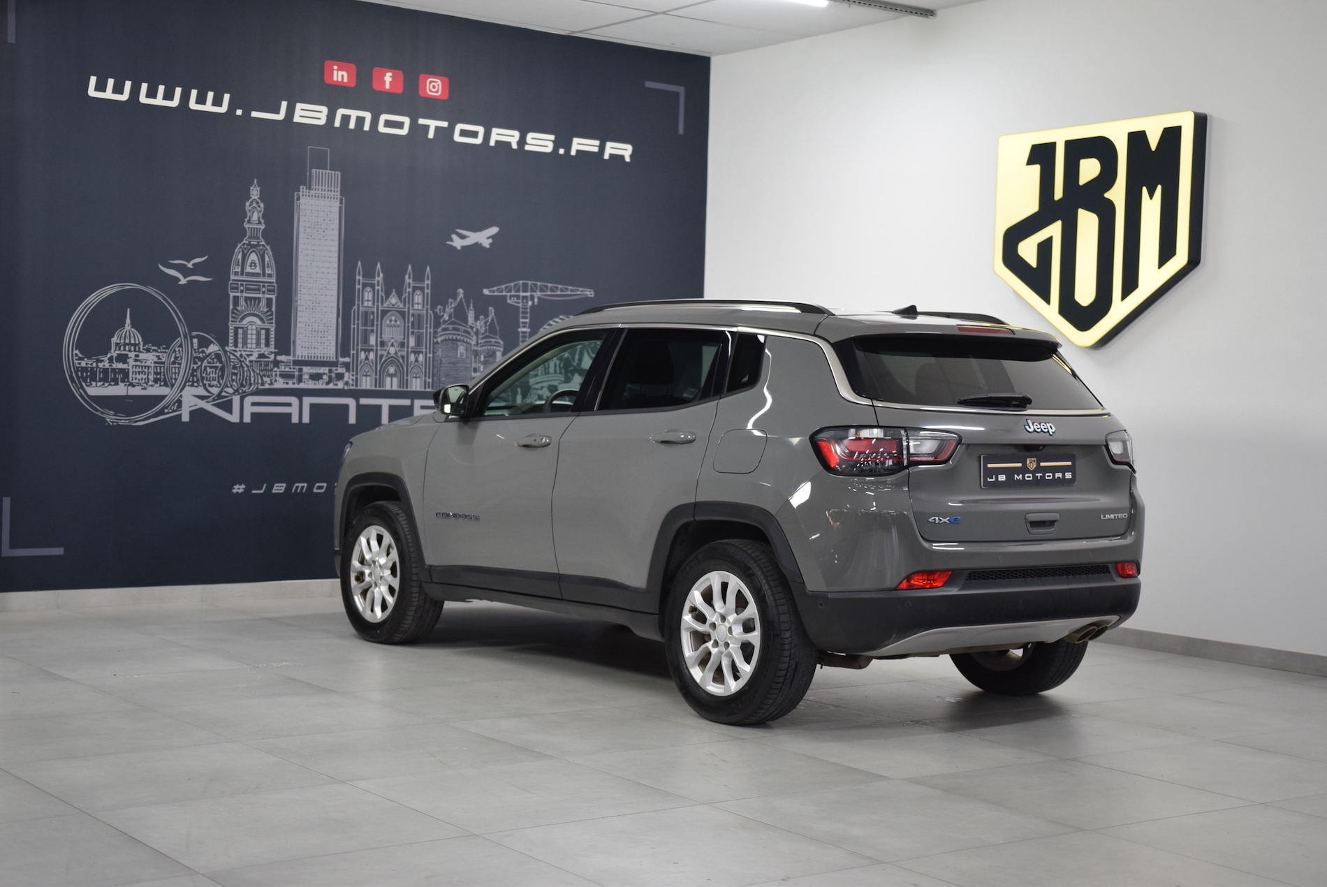 JEEP-COMPASS