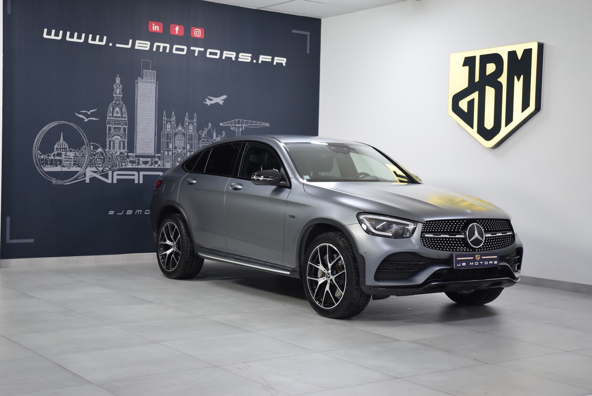 MERCEDES-GLC COUPE