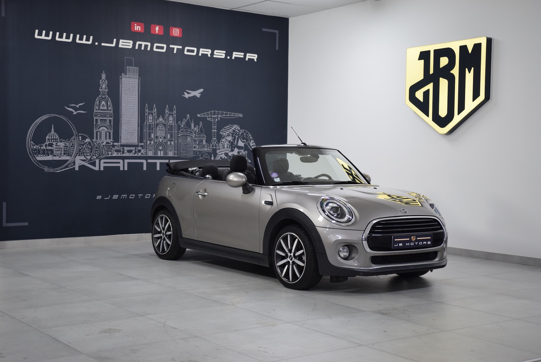 MINI-CABRIOLET F57 LCI